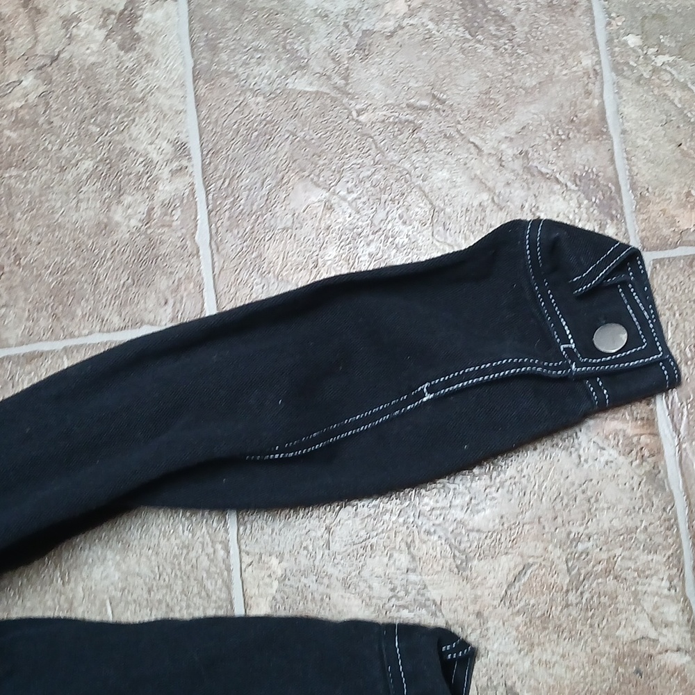 Forever 21 Black Denim Jacket 'Thanks' Patch Size Medium - Picture 5 of 5